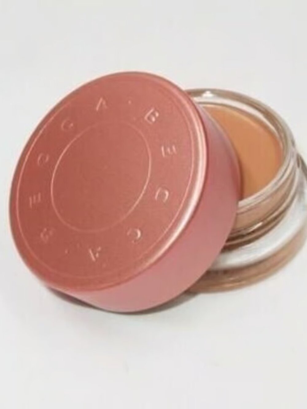 BECCA UNDER EYE BRIGHTENING CORRECTOR MEDIUM TO DEEP 0.16oz (DISCONTINUED)